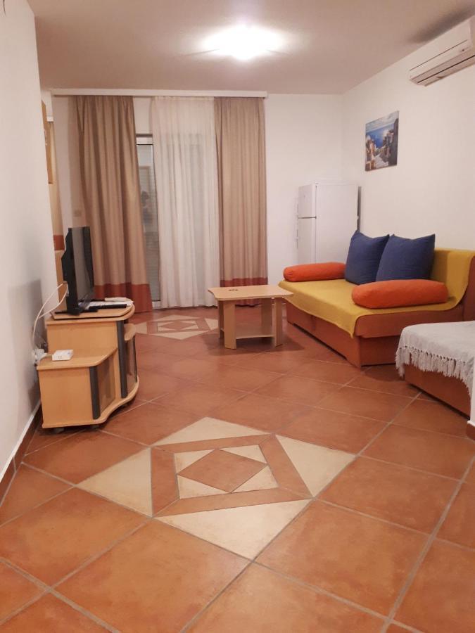 Villa Bionda Malinska Esterno foto