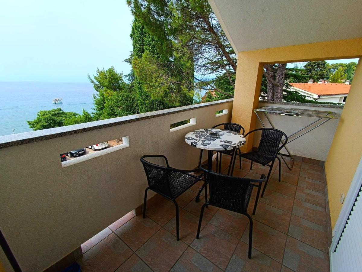 Villa Bionda Malinska Esterno foto