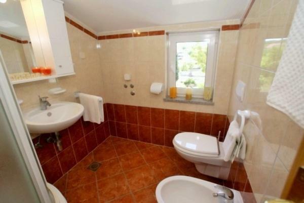 Villa Bionda Malinska Esterno foto